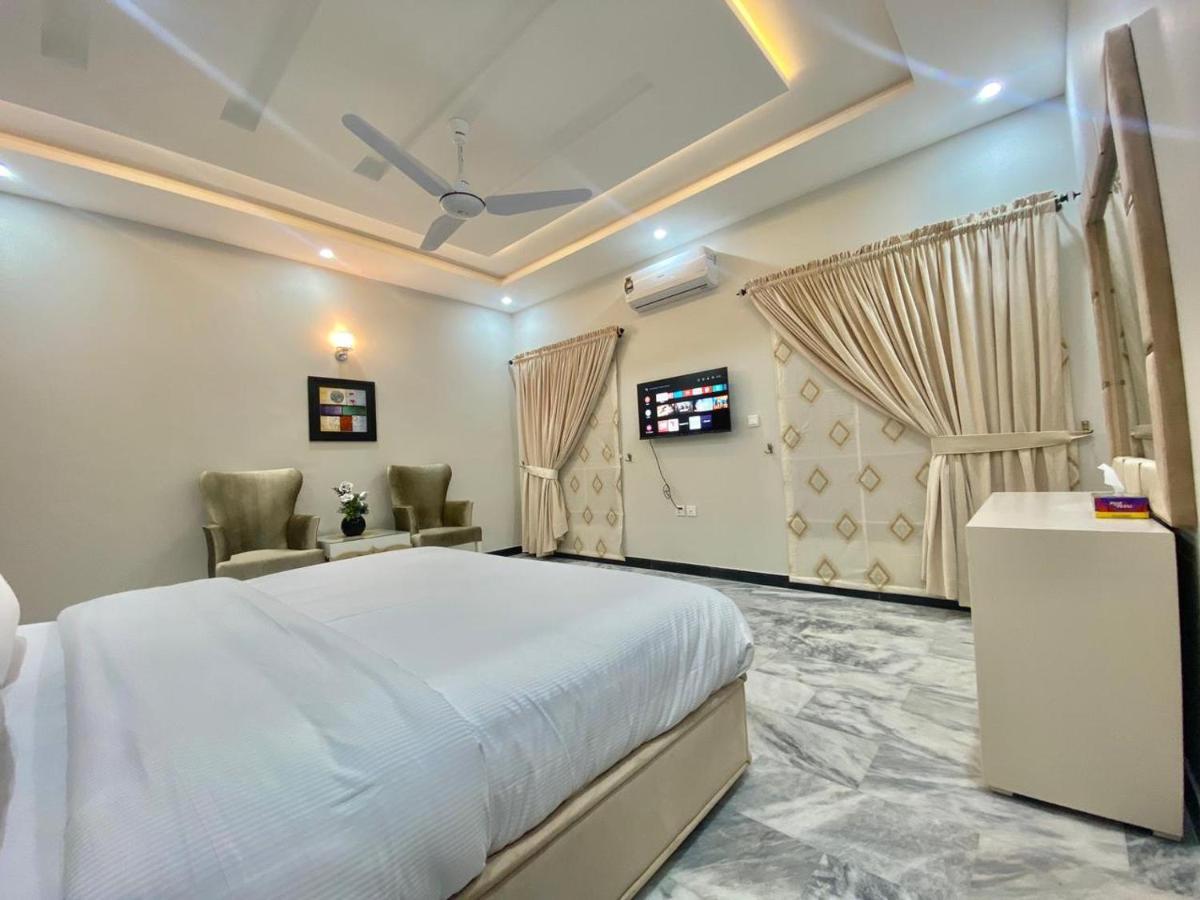 Homey Islamabad Bagian luar foto