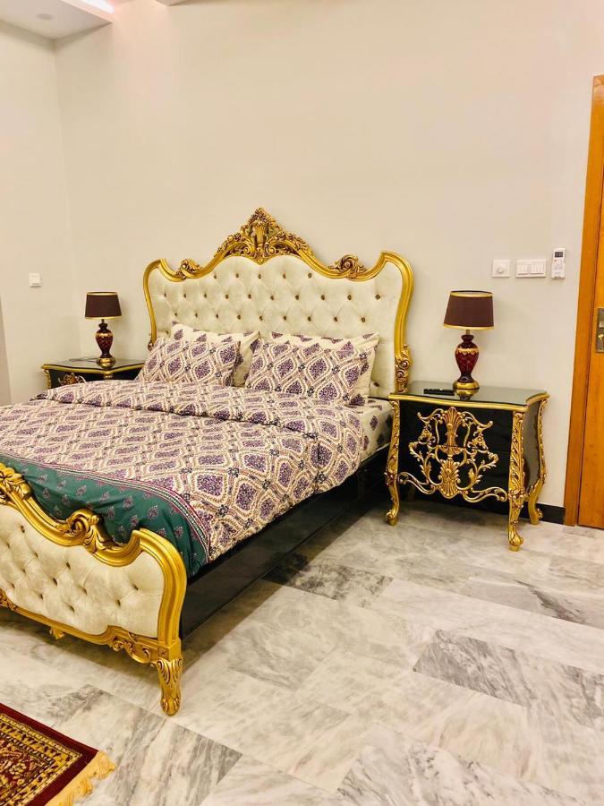 Homey Islamabad Bagian luar foto
