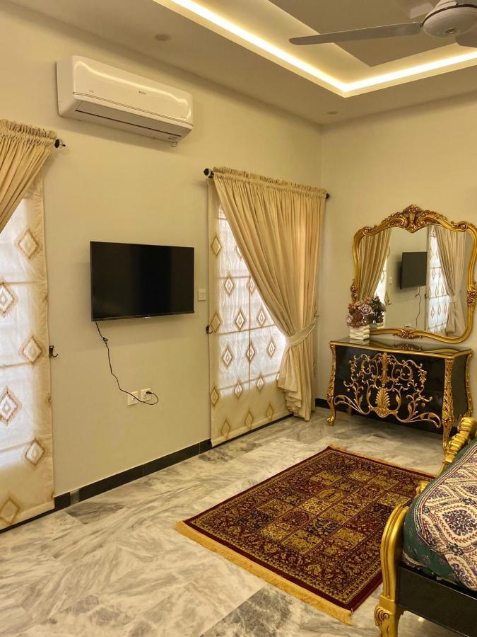 Homey Islamabad Bagian luar foto