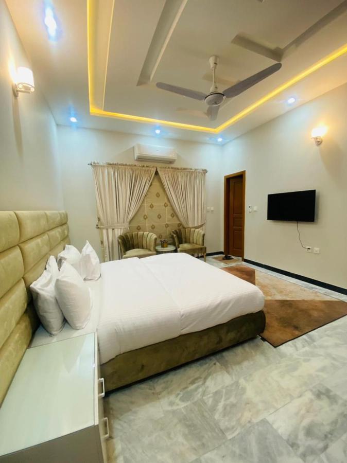 Homey Islamabad Bagian luar foto